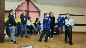 Учасники презентують командний ML-проєкт перед викладачами та студентами на ML WEEK 2025