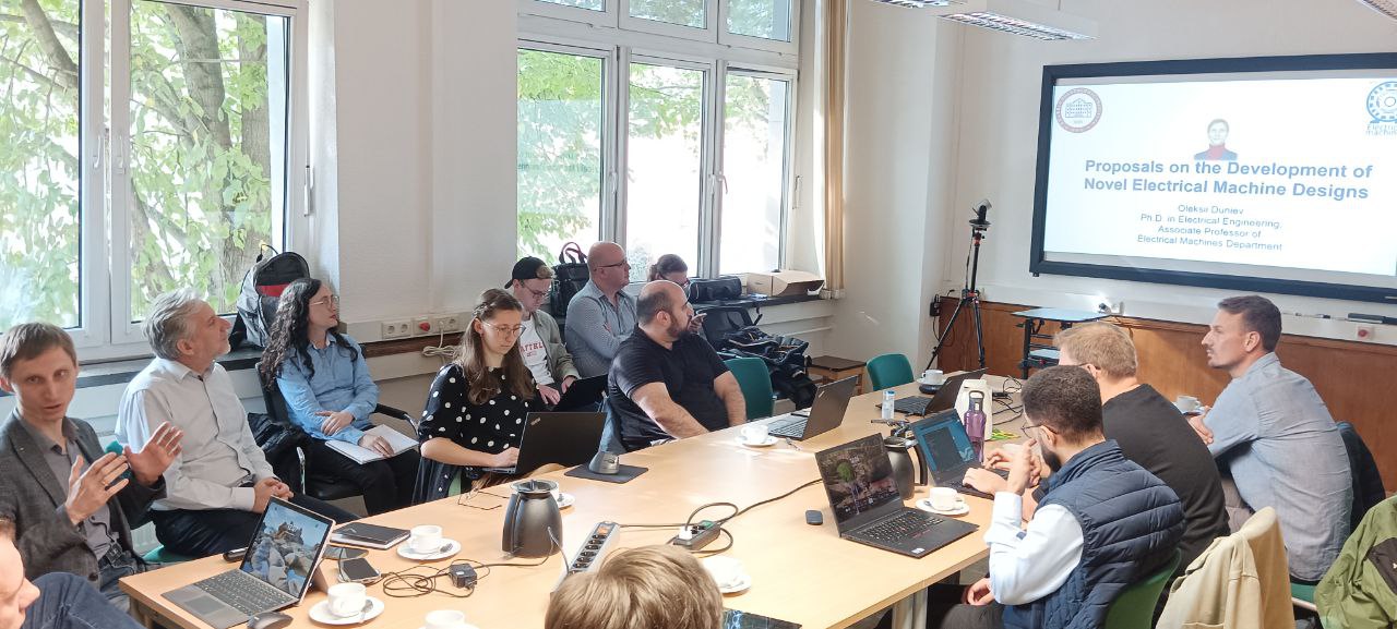 Молоді вчені НТУ «ХПІ» презентували свої наукові проєкти в Магдебурзькому університеті Отто фон Геріке