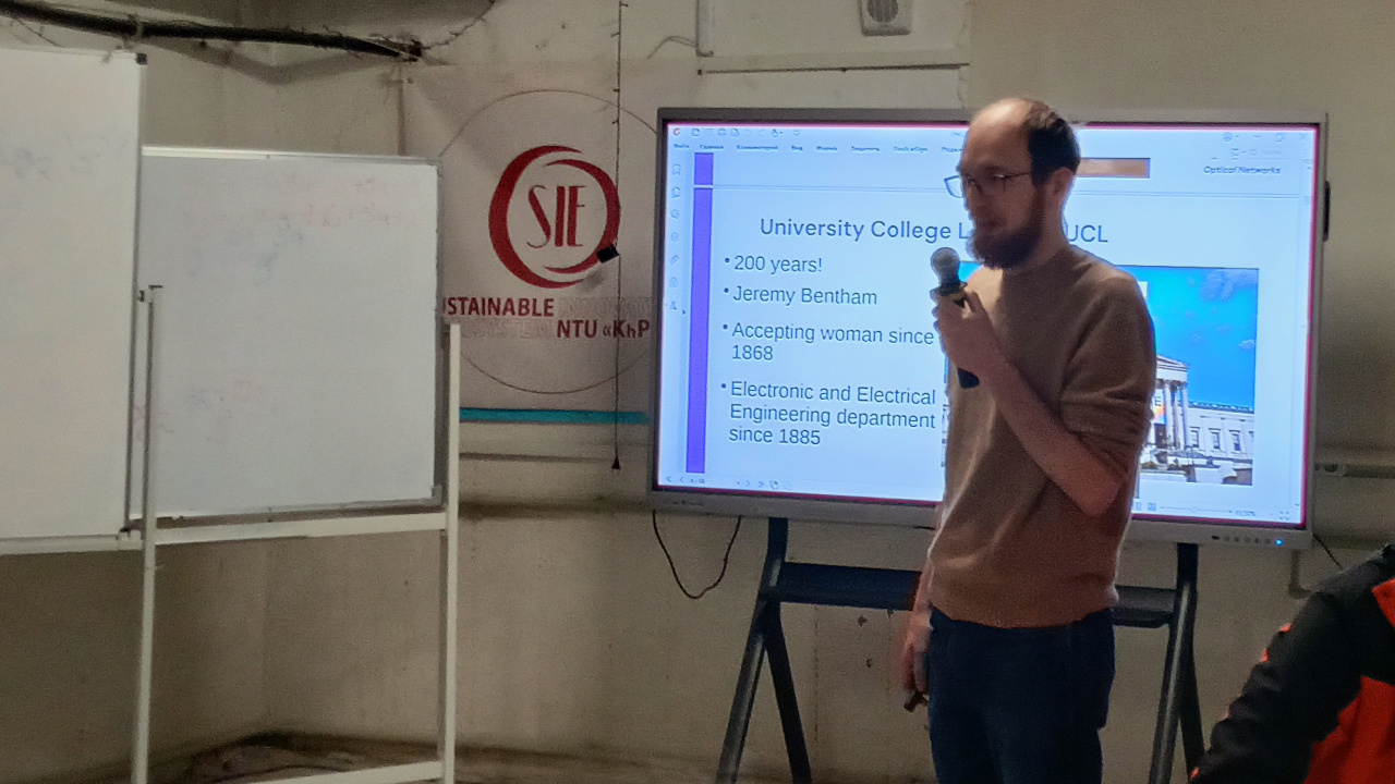 uk_researchers_meeting_05