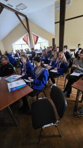 Учасники ML WEEK 2025 під час теоретичної частини у навчальній залі