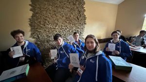 Учасники ML WEEK 2025 готові занотовувати ідеї з машинного навчання!
