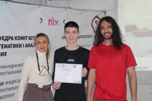 Щирі усмішки й заслужені відзнаки на нагородженні Гран-Прі’24