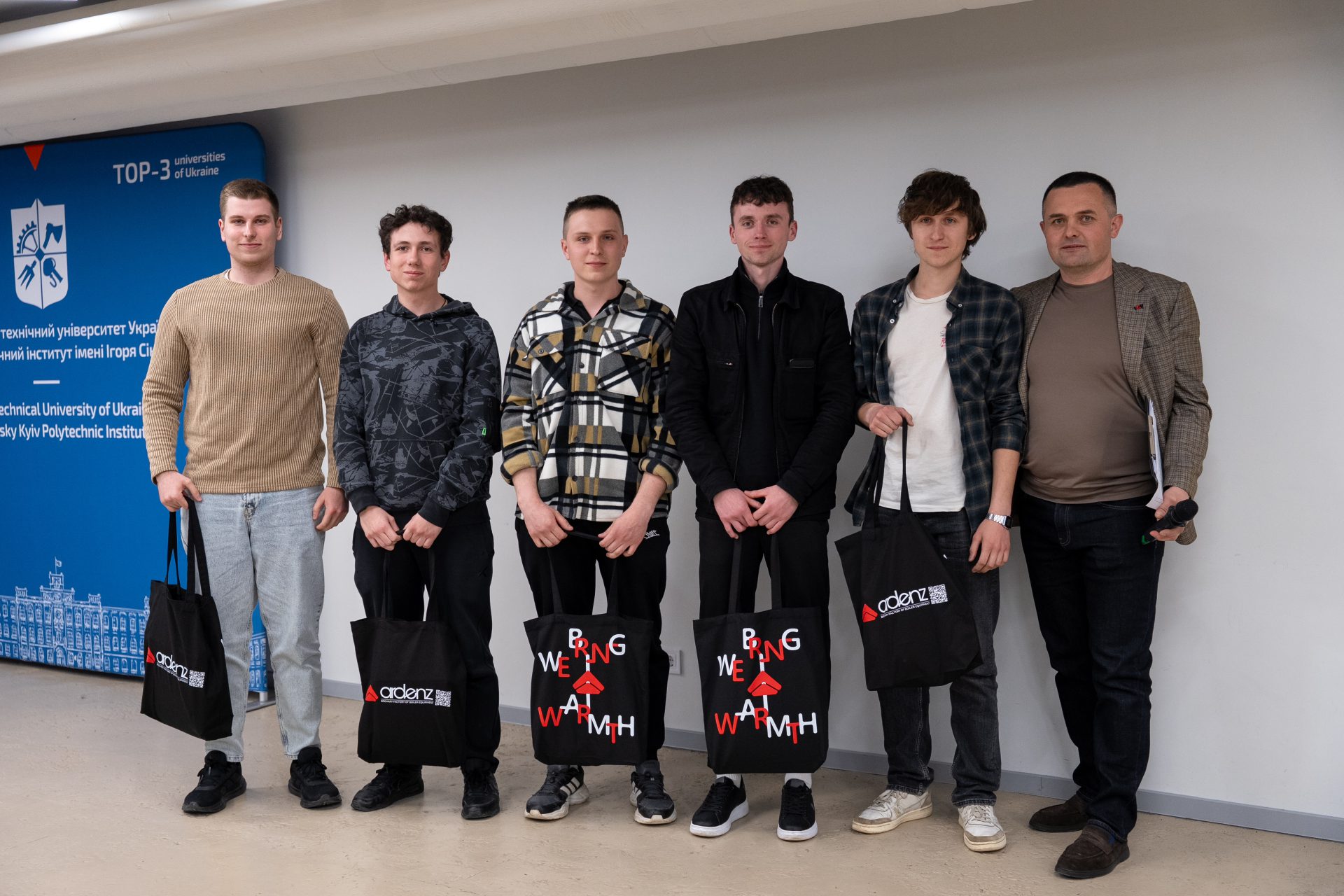 heattech.hackathon-29