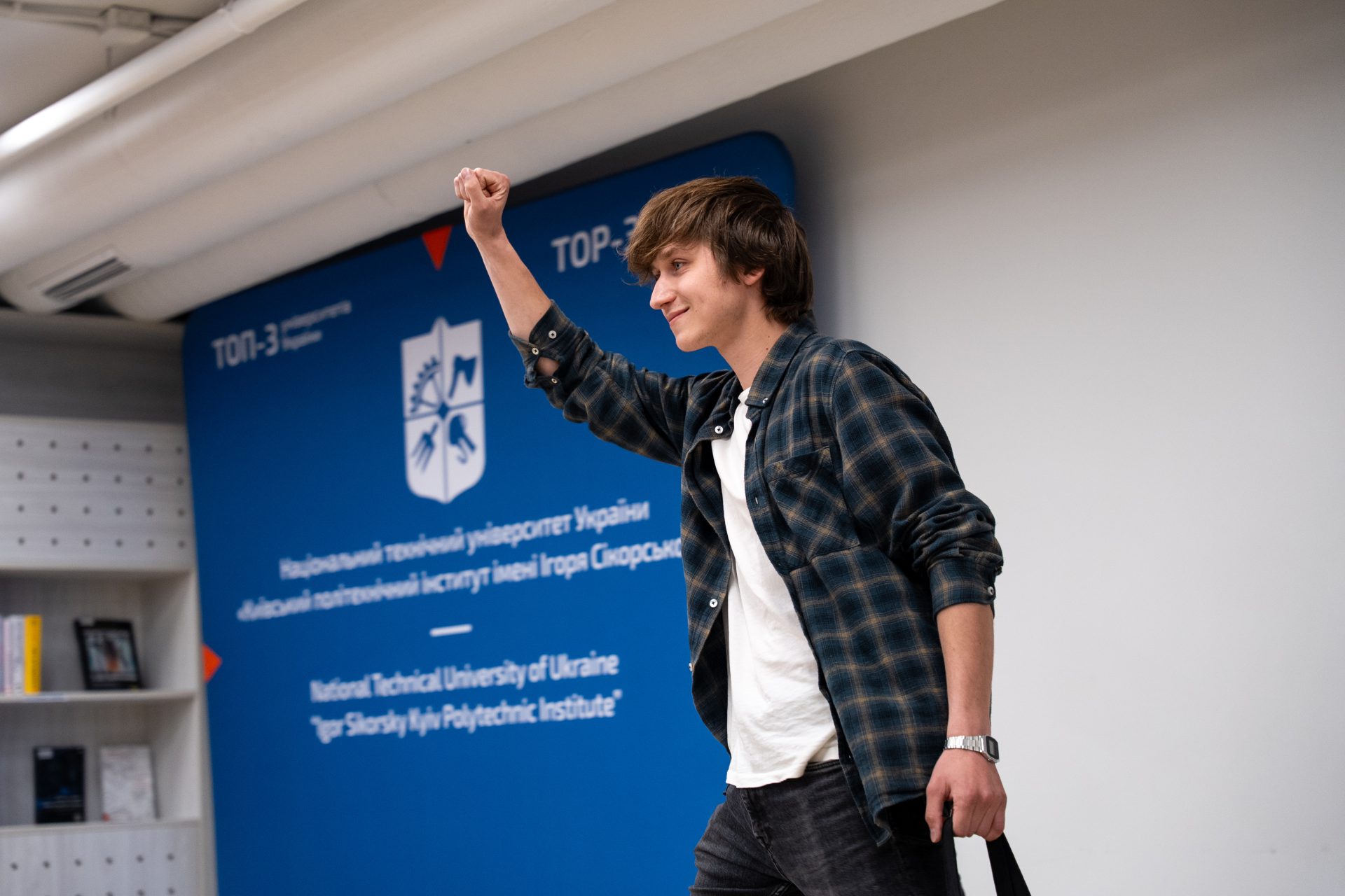 heattech.hackathon-32