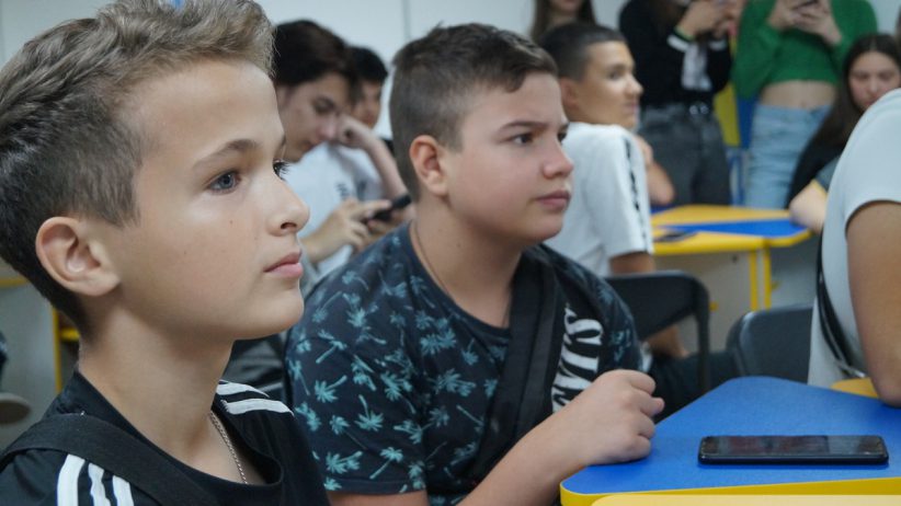 Kahoot-viktoryna-vid-KhPI-DSC02240