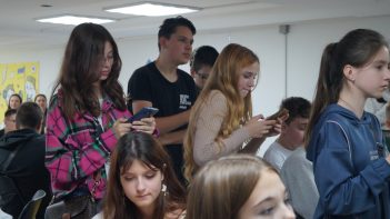 Kahoot-viktoryna-vid-KhPI-DSC02263