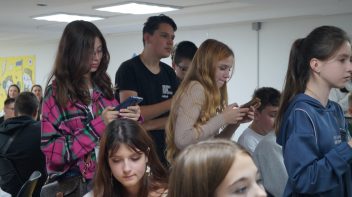 Kahoot-viktoryna-vid-KhPI-DSC02263