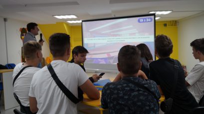 Kahoot-viktoryna-vid-KhPI-DSC02268